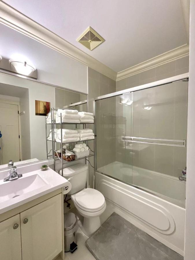 New Two-Bedroom Legal Suite With Parking White Rock Exteriér fotografie